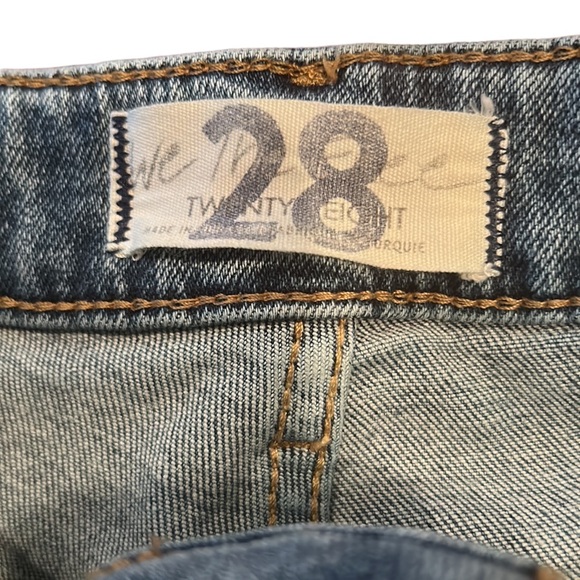 Free People We The Free Jeans Size 28 EUC - Picture 2 of 3